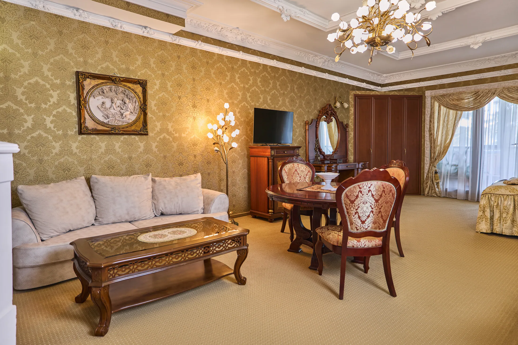 Люкс Романтик с джакузи interior